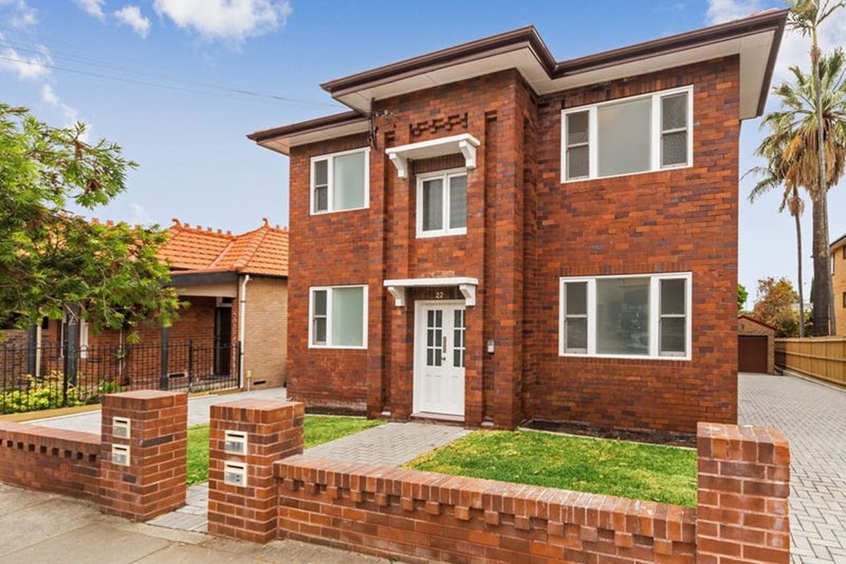 1 / 22 Moonbie Street, Summer Hill