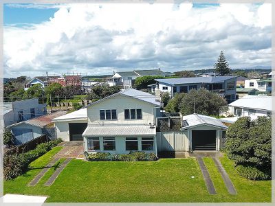 3 Nash Parade, Foxton Beach