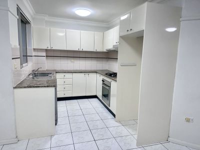 21 / 15-23 Mowle Street, Westmead