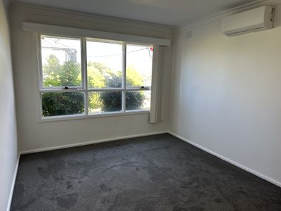 76 Sutherland Street, Hadfield