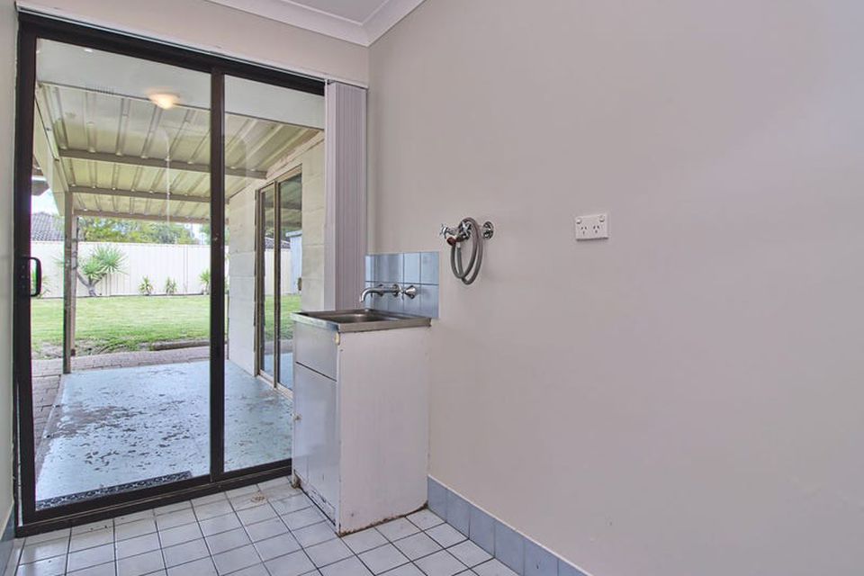 9 Dargin Way , Rockingham