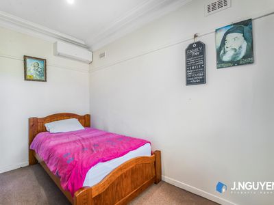 14 George Street, Canley Heights