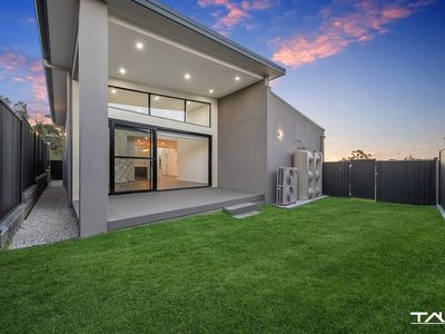 7 Gulshan Avenue, Claremont Meadows