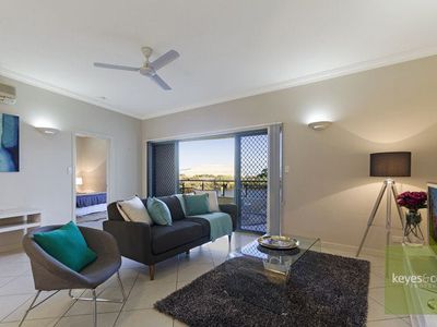 14 / 1 The Strand, Townsville City