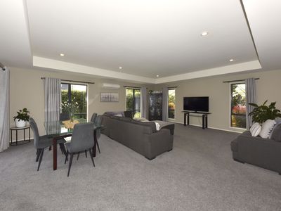 37 Mcmahon Drive, Aidanfield