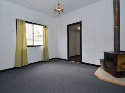 33 Ward Street, Lamington