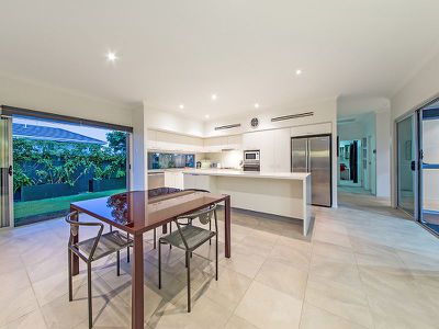 26 Gristock St, Coorparoo