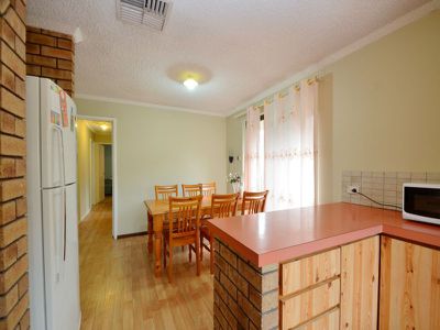 23B Illyarrie Place, Willetton