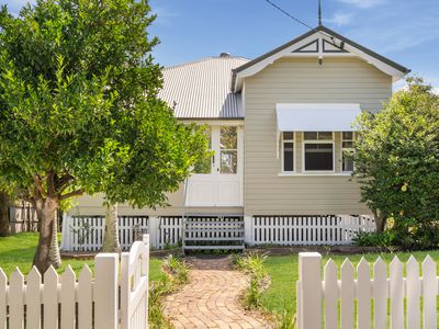 81 Yundah Street, Shorncliffe