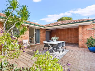 2 / 14 Wynyard Street, Yokine