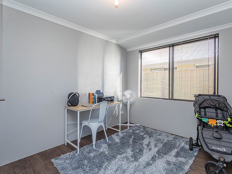 7 Boorn Green, Byford