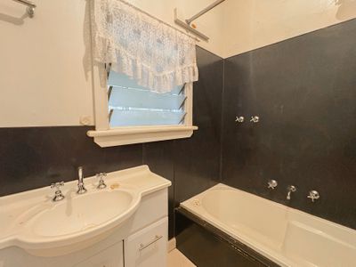 48 Tyntynder Road, Tyntynder