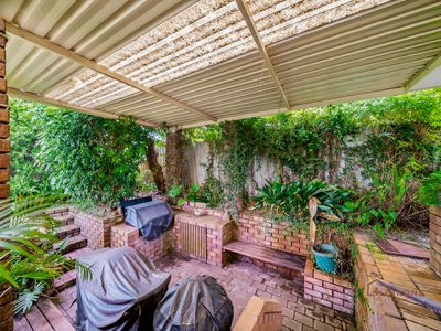 3 Myrna Way, Parkwood