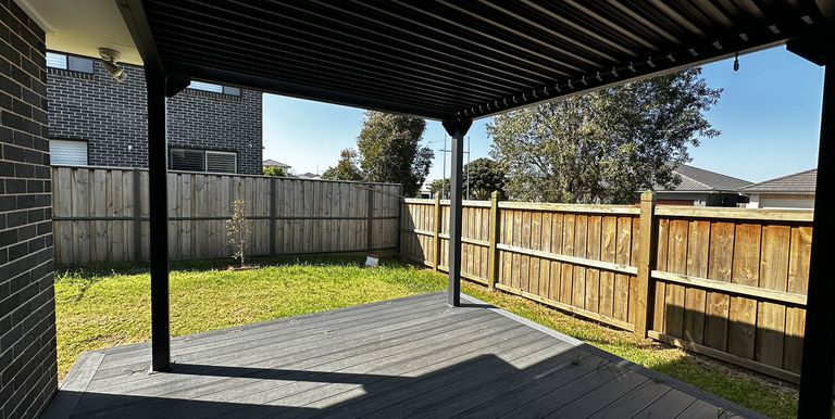 2 Potts Street, Oran Park