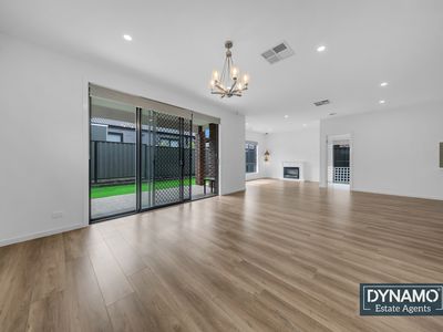 612 Grand Boulevard, Craigieburn