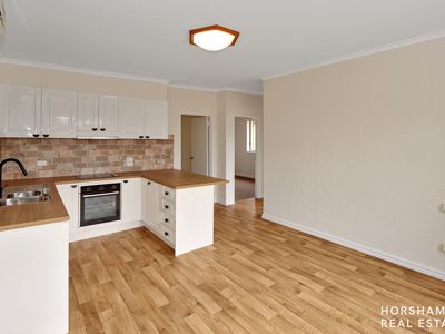 1 / 5 Wilson Street, Horsham