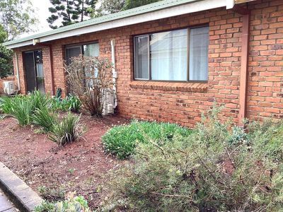 2 / 3 Arthur Street, Kingaroy