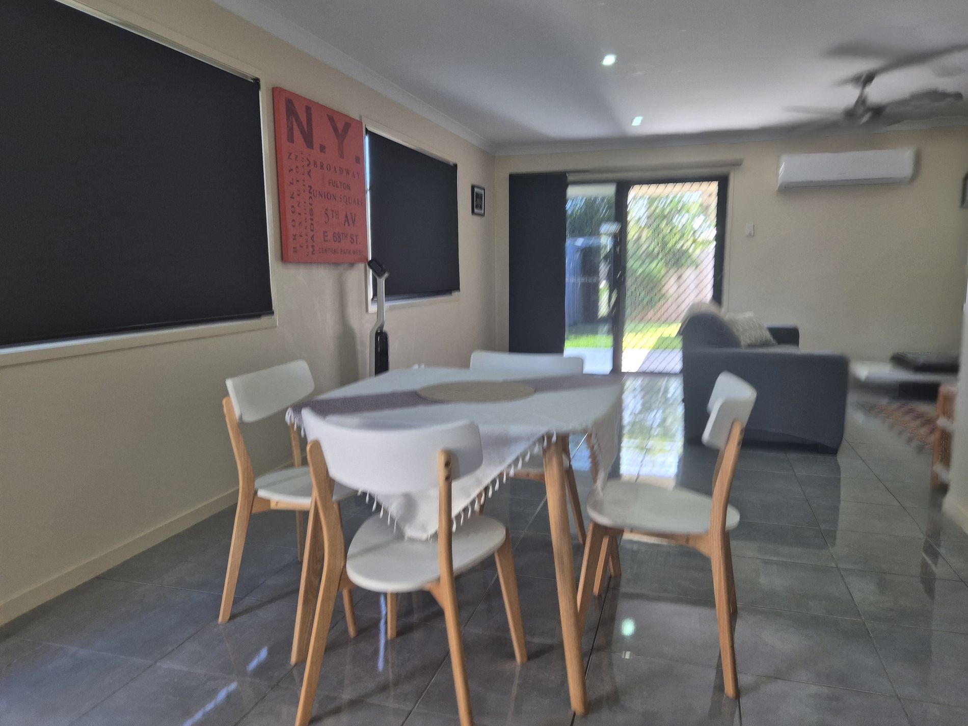 1 / 7 Maranark Avenue, Glenella