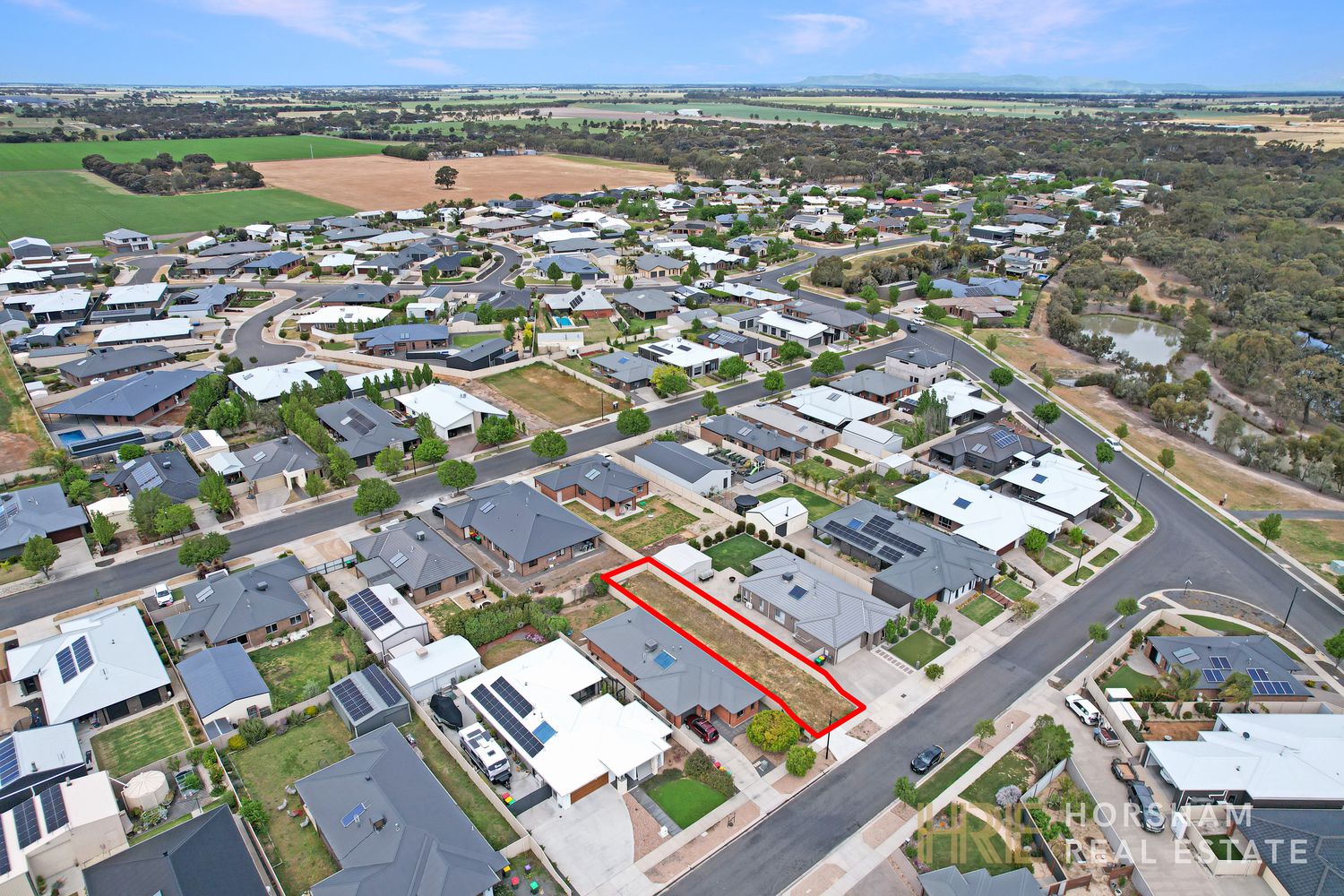 1/10 Dellar Crescent, Horsham