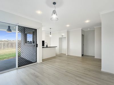 22 McInnes Crescent, Glenvale