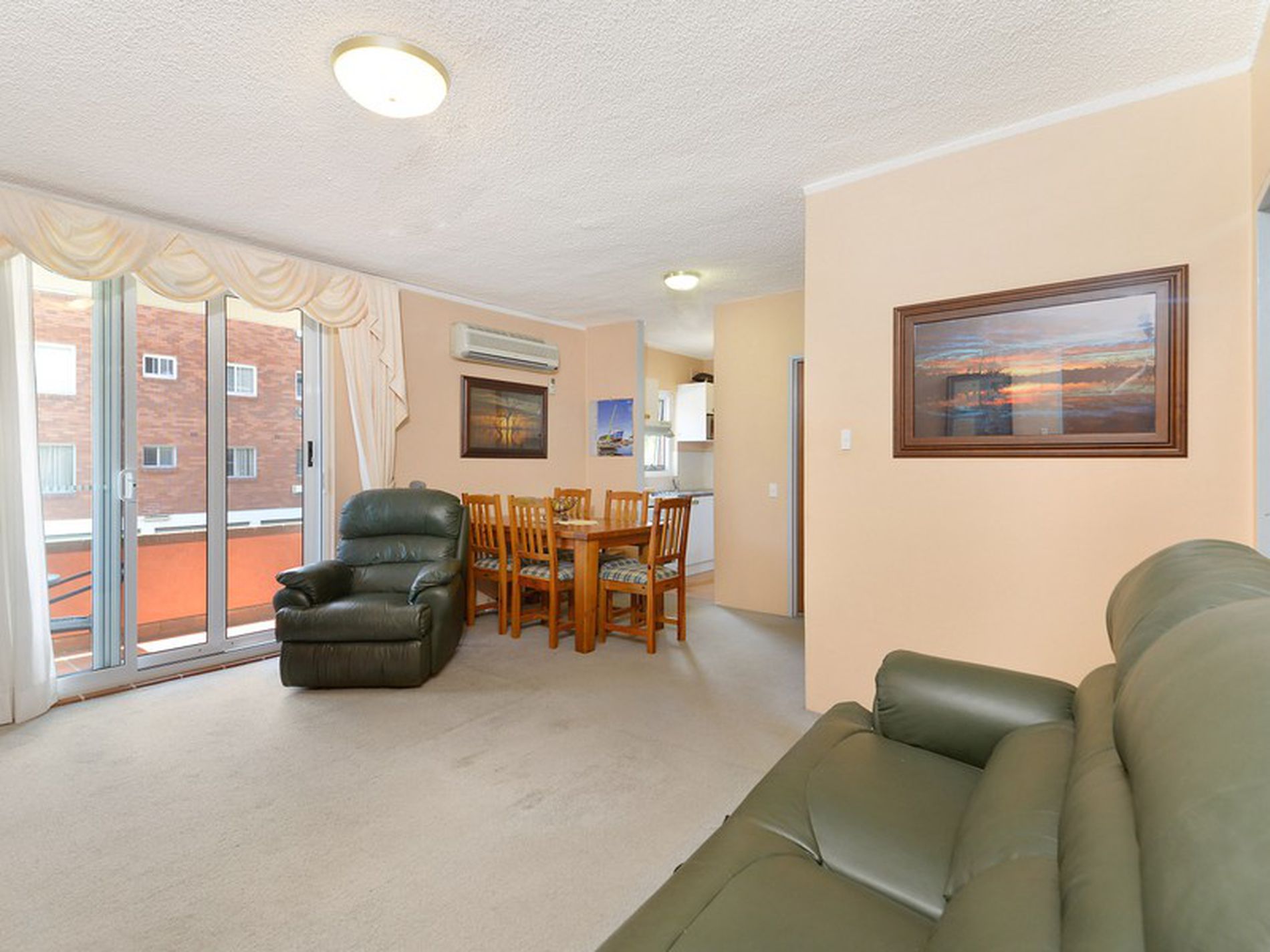 2 / 2 Hayden Place, Botany