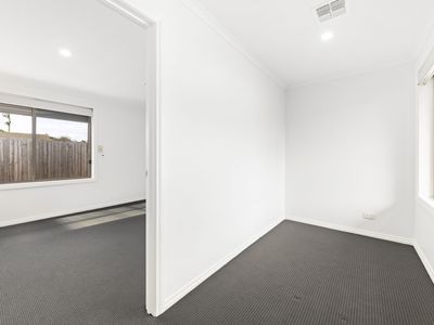 2 / 24 Stockdale Avenue, Clayton
