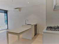 unit 401 / 140 Dudley Street, West Melbourne