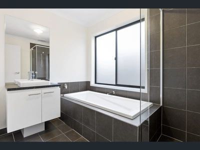 47 McLachlan Street, Bacchus Marsh