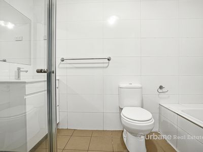 13 / 8 Marlborough Road, Homebush West