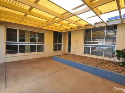 20 Bonner Crescent, Dubbo