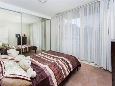 2 / 58 Keira St, Wollongong