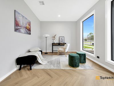 18 Ambient Crescent, Beveridge