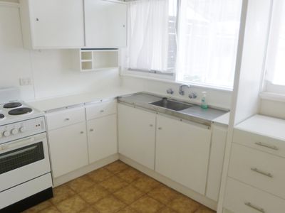 66 Barton Street, Oak Flats