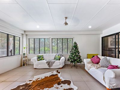 24 Endeavour Cct, Cannonvale