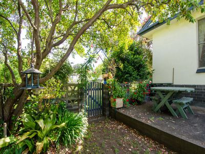 16 Eastview Avenue, Mount Gambier