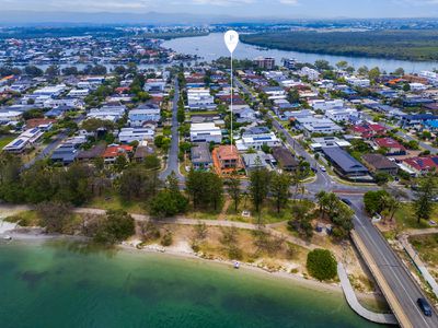 1 / 130 The Esplanade, Paradise Point