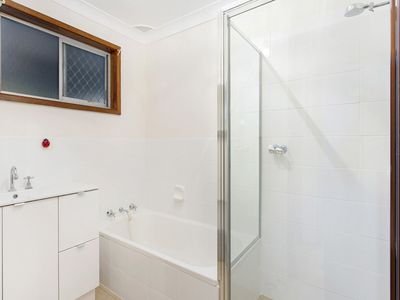 52 Devonshire Crescent, Oak Flats