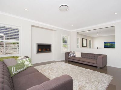 25 English Place, Rochedale