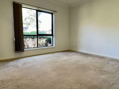 1 / 21 Lemana Crescent, Mount Waverley