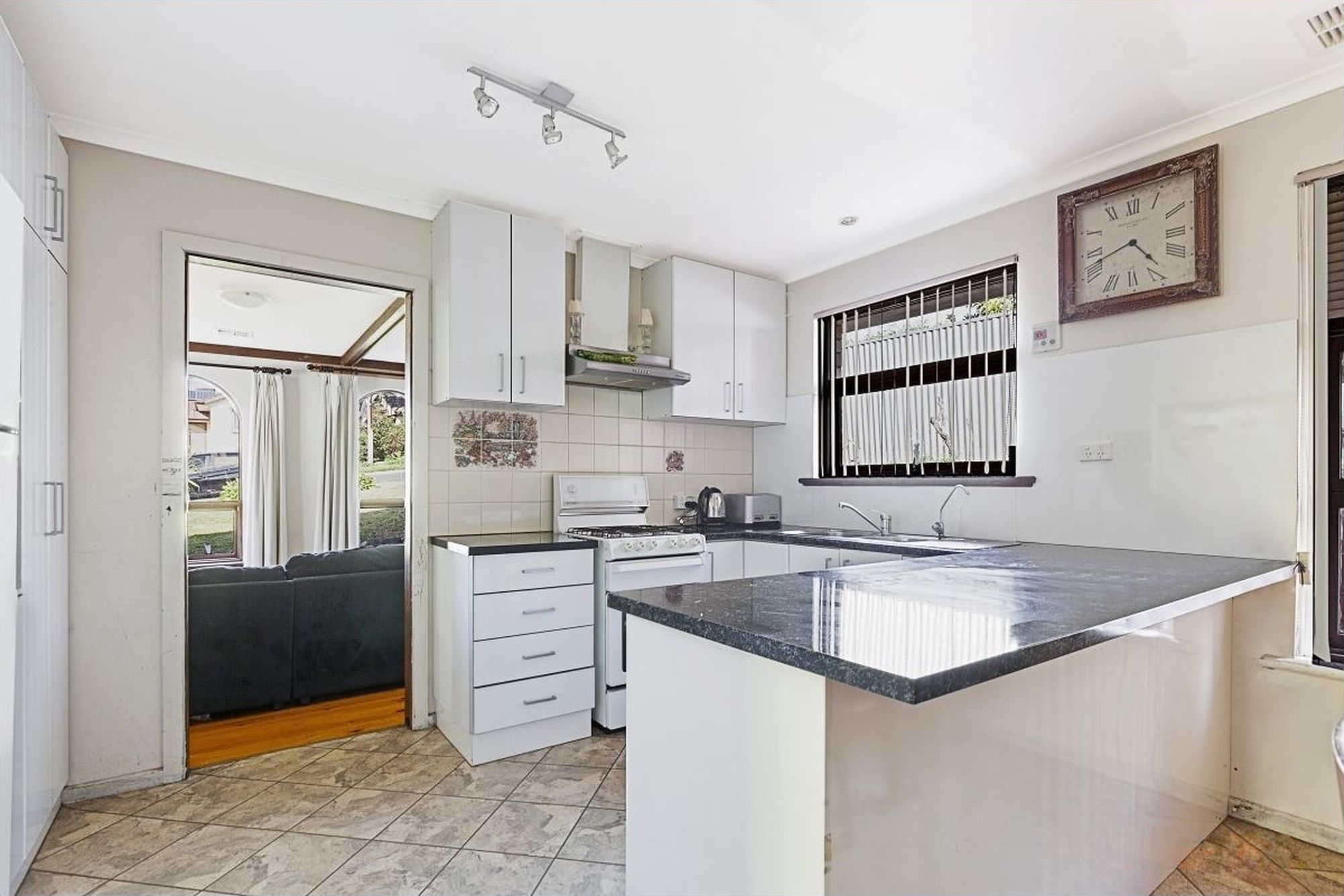4 Sunvalley Road, O'halloran Hill