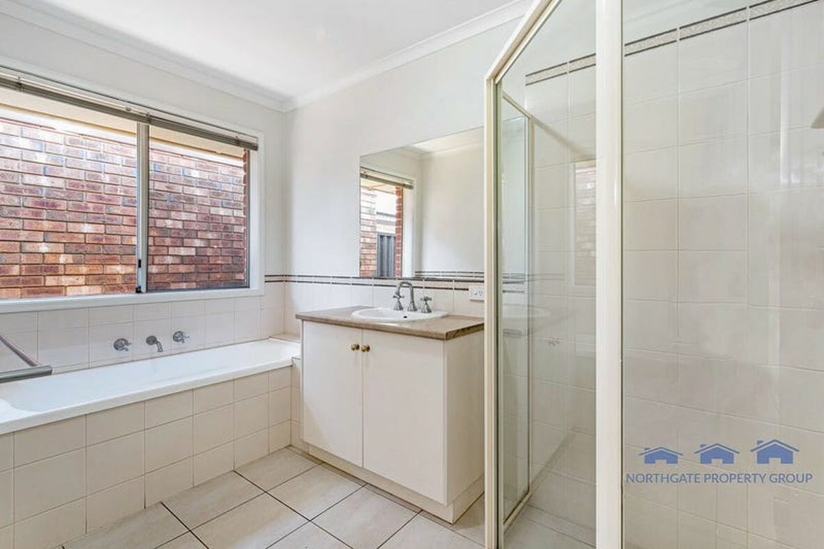 5 Oakwood Circuit, Munno Para West