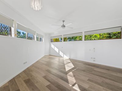 20 Condamine Crescent, Helensvale