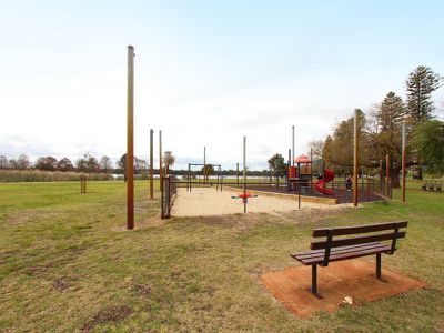 95 Lake Monger Drive, Wembley