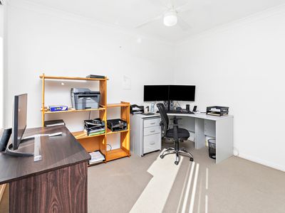 2 / 27a Hennesy Street, Flinders