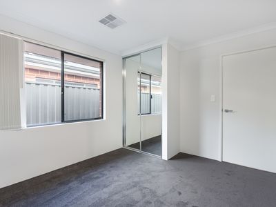 16 Tablelands Dr, Baldivis