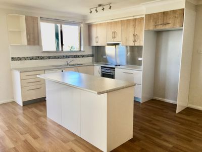 2 Hinton Street, Wollongong