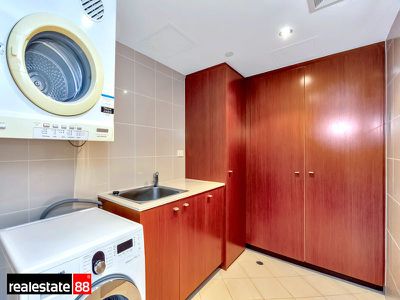 64 / 78 Terrace Road, East Perth