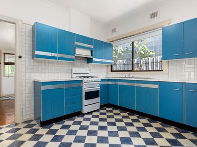 373 STEPHEN STREET, North Albury