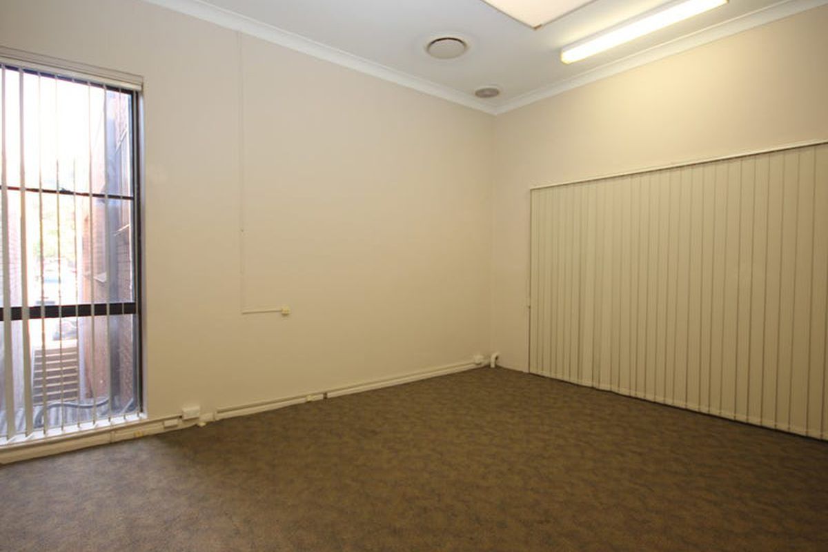 2/99A Great North Road, Five Dock