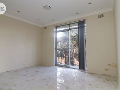 22 / 10 Bank Street, Meadowbank